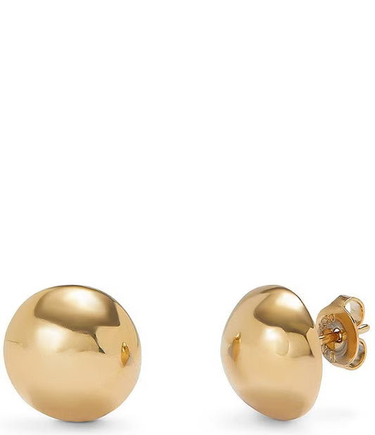gold stud earring 