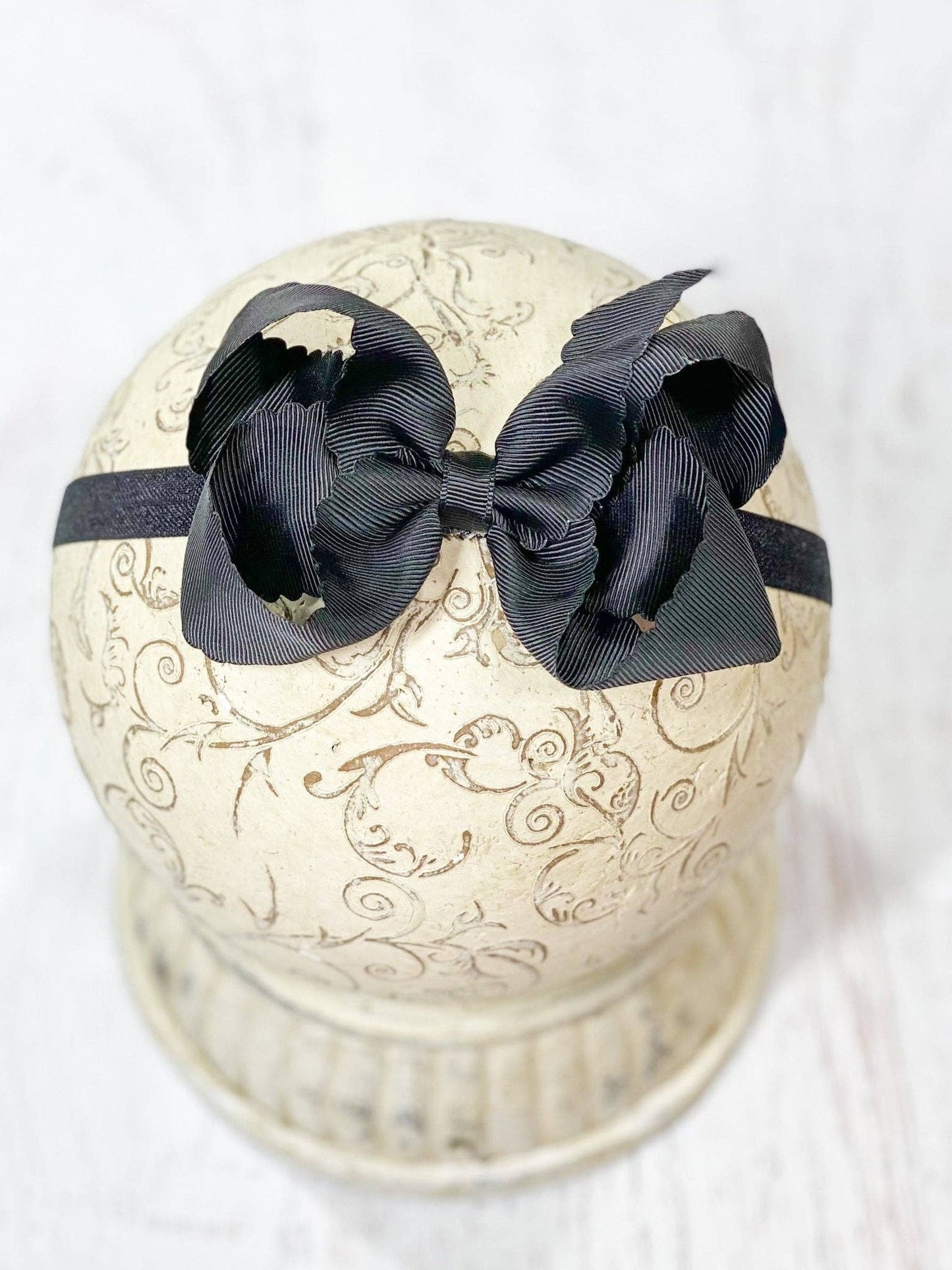 Bow Classic Scalloped - Headband - 4.5"