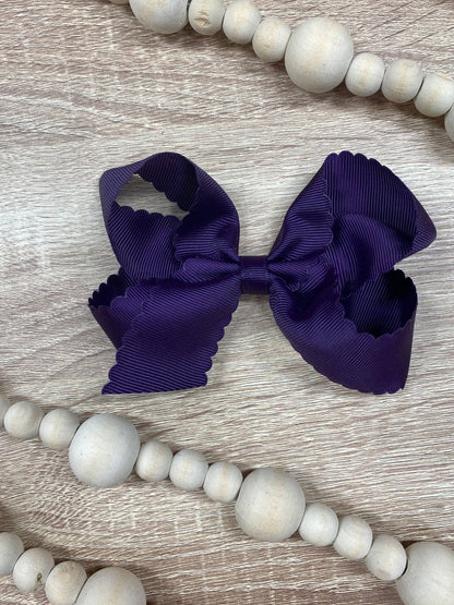 Bow Classic Scalloped - Alligator Clip - 4.5"
