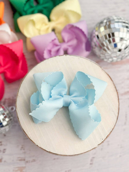 Bow Classic Scalloped - Alligator Clip - 4.5"