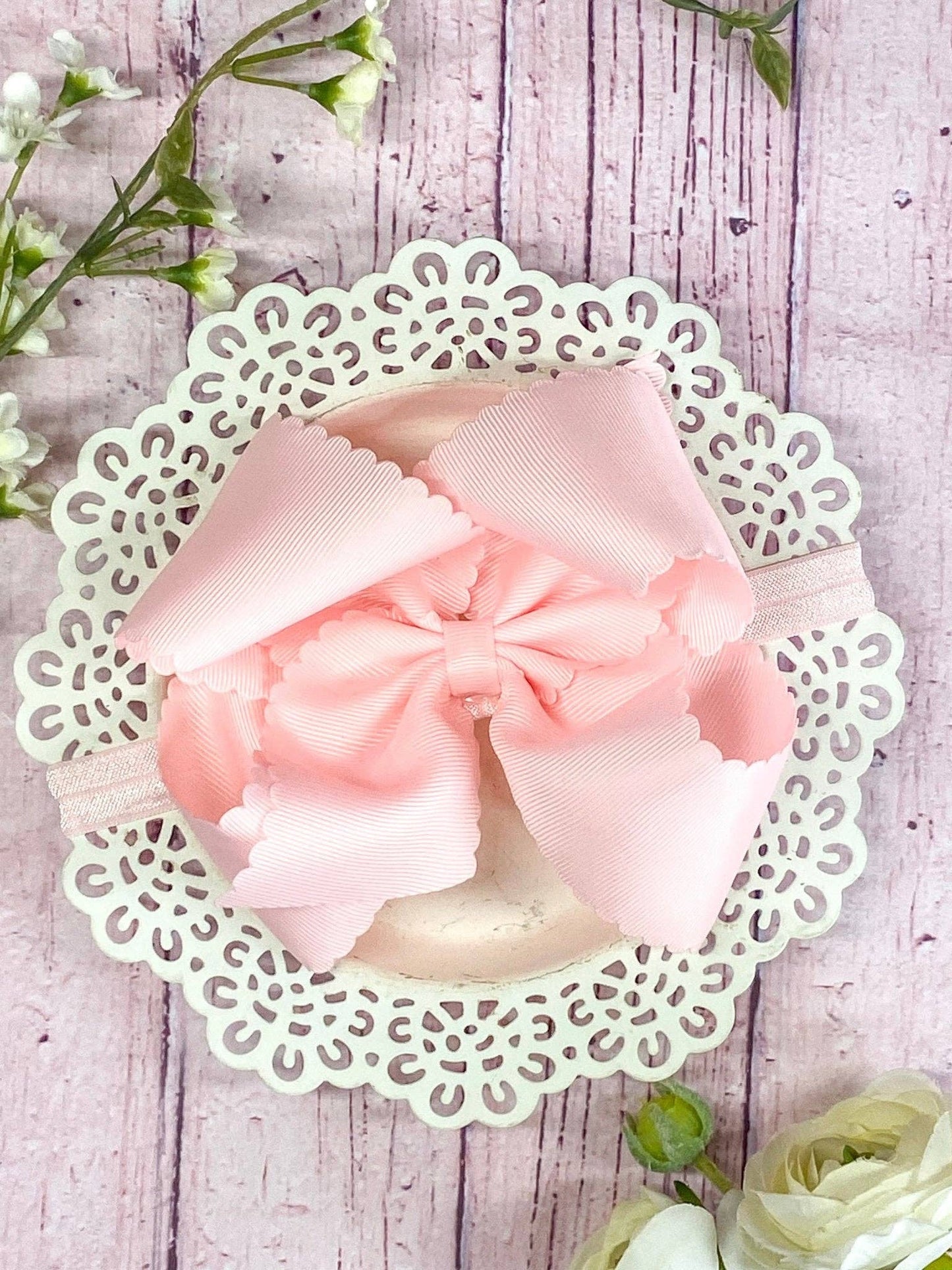 Headband Oversize Scalloped Bow - 5.5"